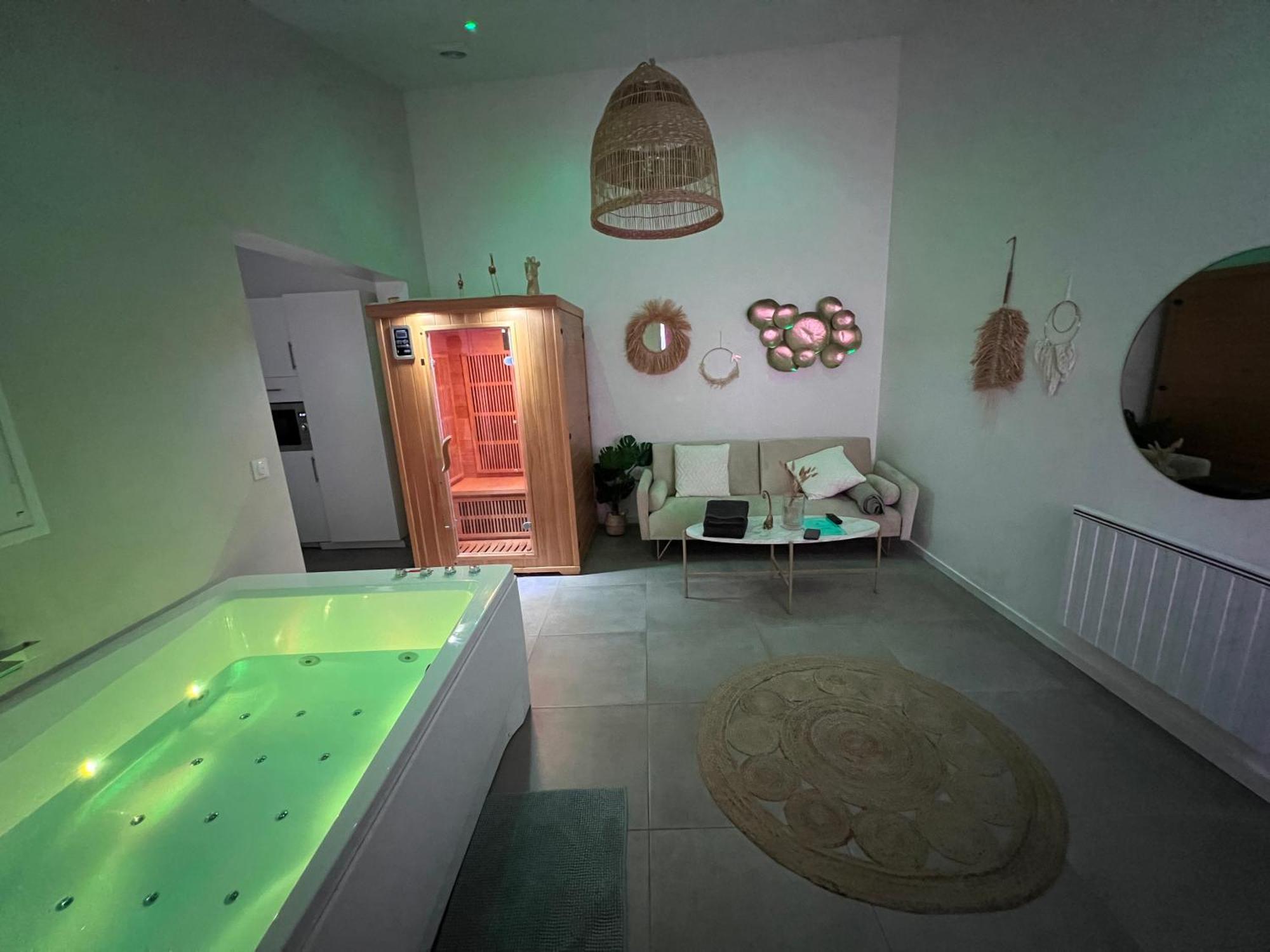 Villa Spa Jungle à Le Mesnil-Saint-Denis Extérieur photo